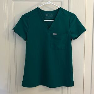 Used Women’s Figs Catarina scrub top, Limited Edition hunter green- size XXS